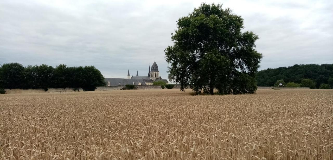 Les Ecuries Des Princesses Fontevraud L'Abbaye Ngoại thất bức ảnh